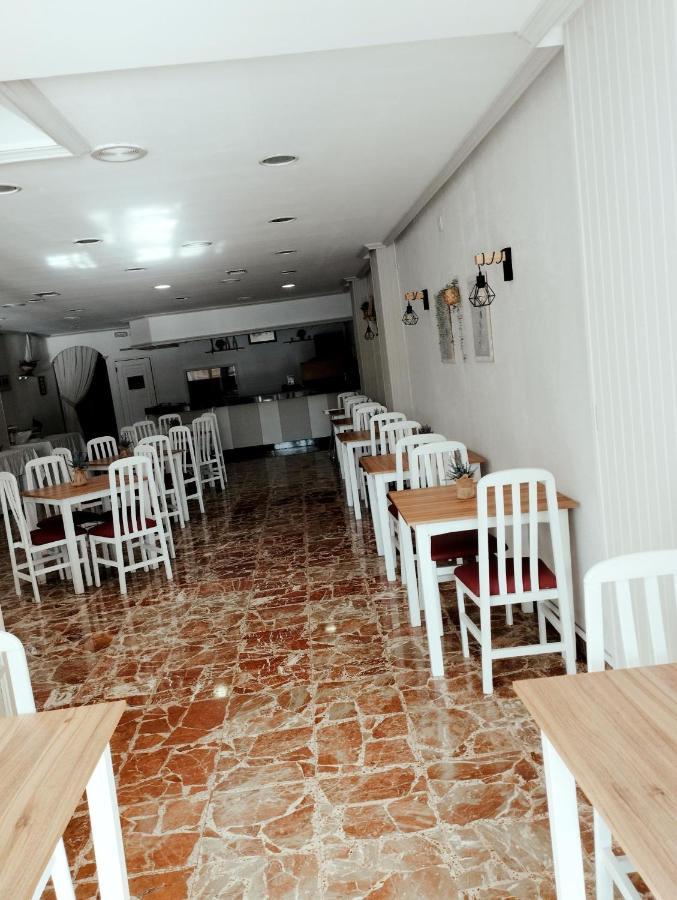 Hotel Argibay О Грове Екстериор снимка